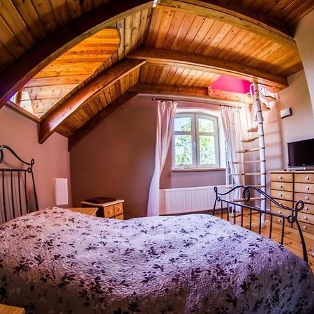 Ferienhaus In Szopa Mit Garten Und Terrasse Miechucino Zewnętrze zdjęcie